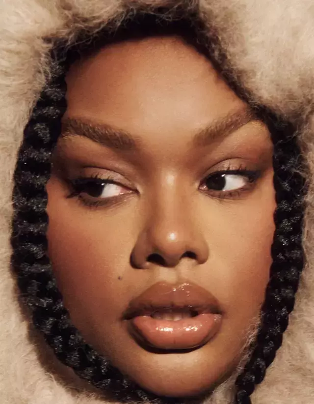 Lip Gloss Rhode Cor: Toast Rose